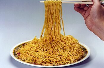 Meu primeiro pedido num restaurante italiano – miojo